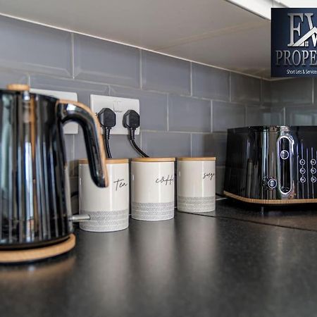 Charming Cosy Getaway Ideal For Leisure & Business Southampton Eksteriør billede