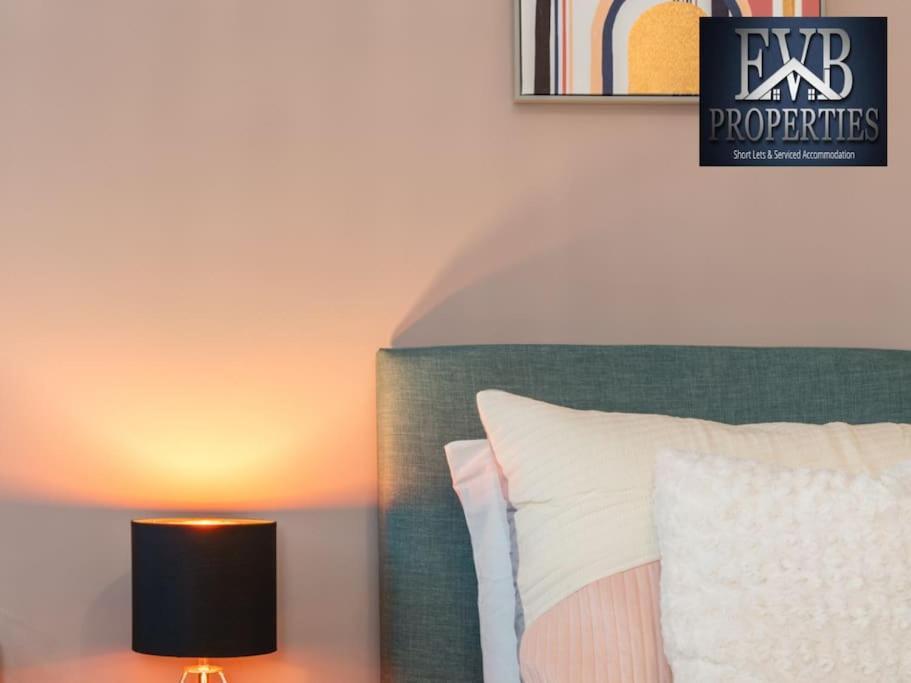 Charming Cosy Getaway Ideal For Leisure & Business Southampton Eksteriør billede