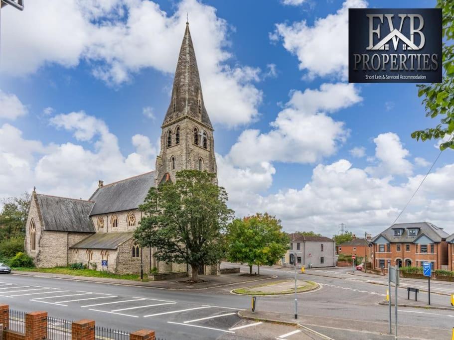 Charming Cosy Getaway Ideal For Leisure & Business Southampton Eksteriør billede