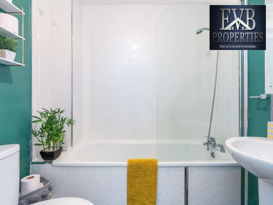Charming Cosy Getaway Ideal For Leisure & Business Southampton Eksteriør billede